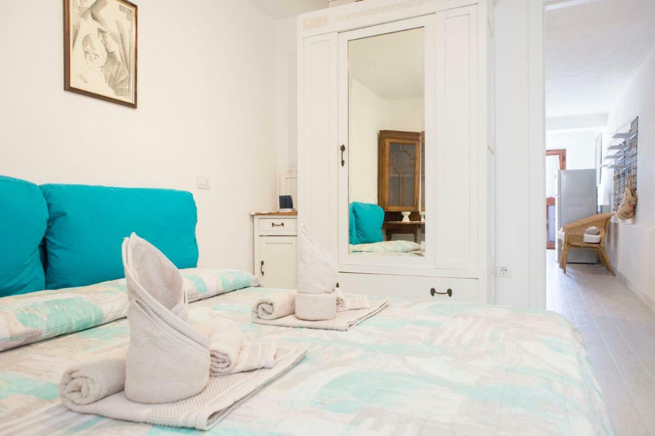 Apartment Blue Portrait House Golfo Aranci